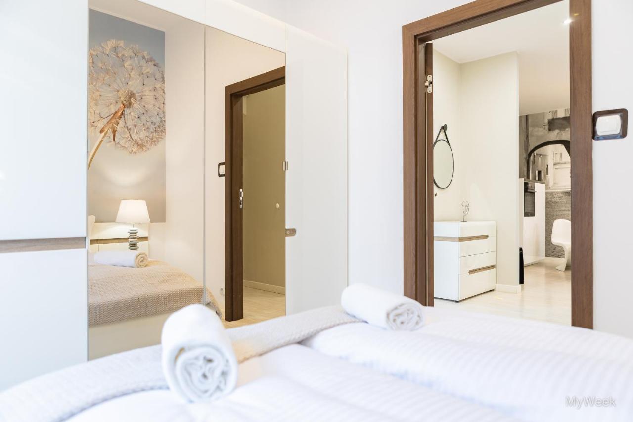 Apartament Z Historia, Klahra Myweek Lądek-Zdrój Exteriör bild