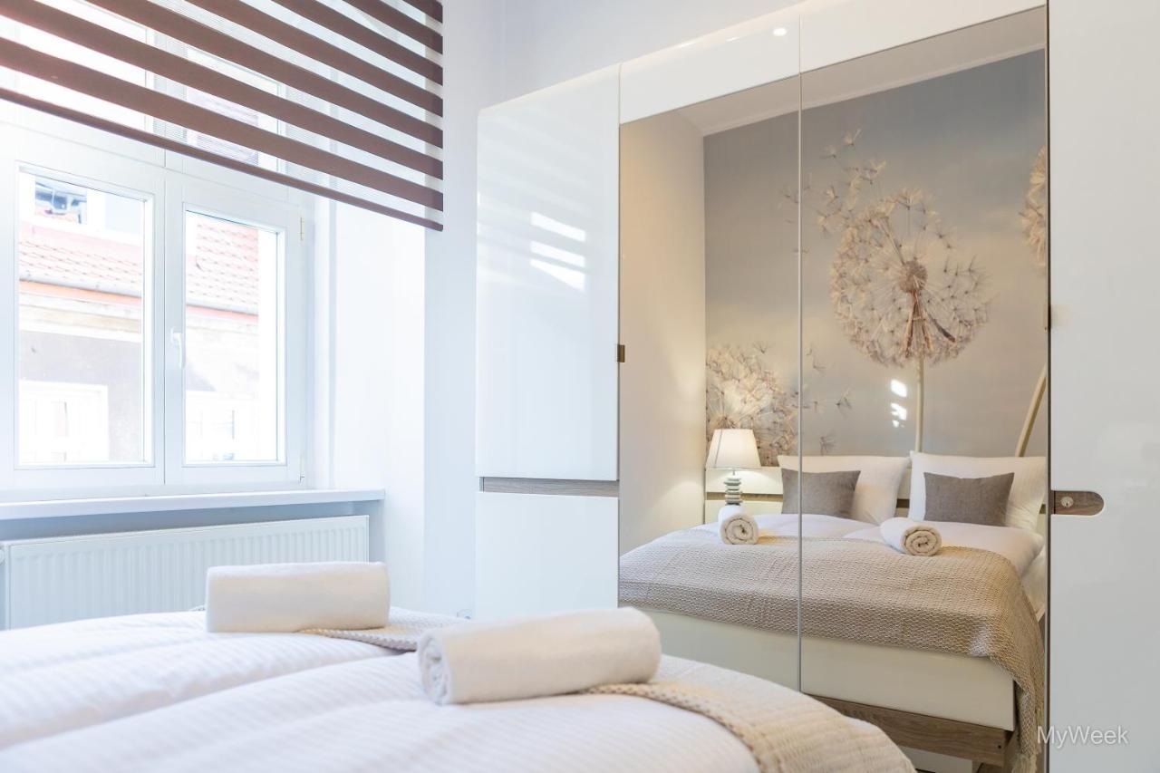 Apartament Z Historia, Klahra Myweek Lądek-Zdrój Exteriör bild