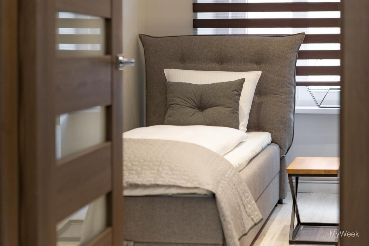 Apartament Z Historia, Klahra Myweek Lądek-Zdrój Exteriör bild